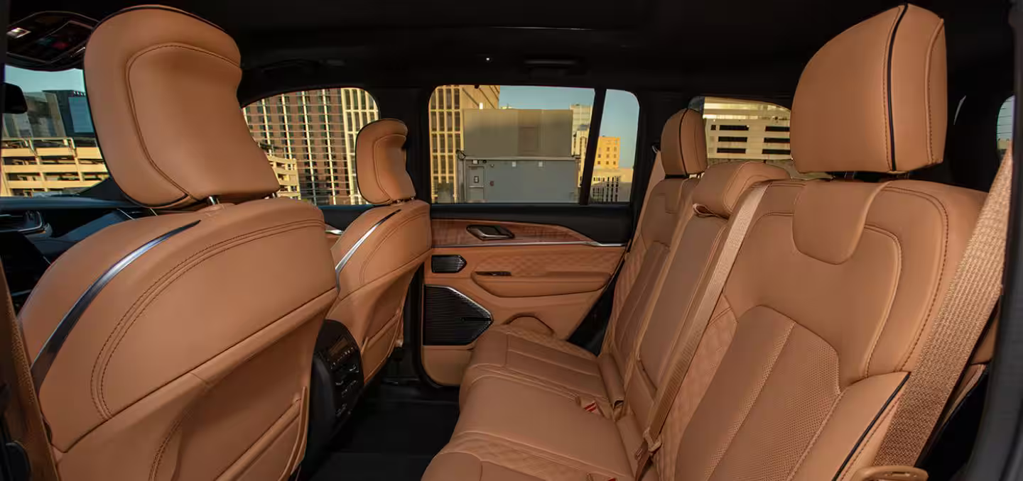 The 2025 Jeep Grand Cherokee interior