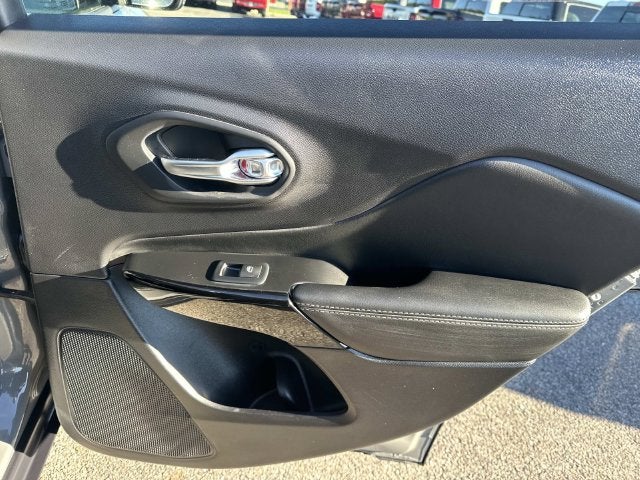2023 Jeep Cherokee Altitude Lux 4x4