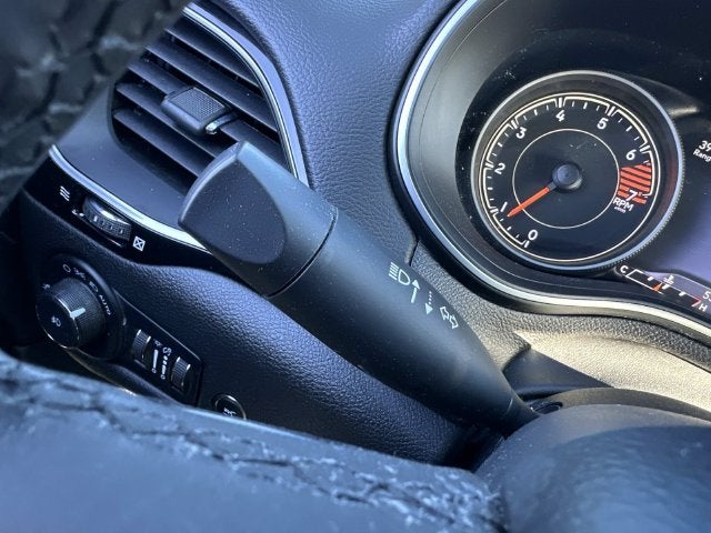 2023 Jeep Cherokee Altitude Lux 4x4