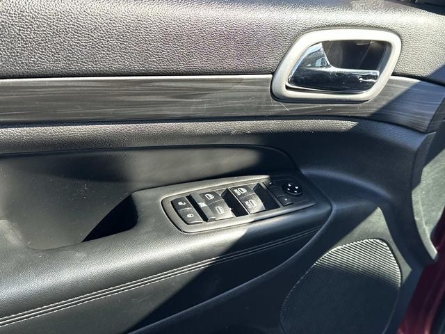 2021 Jeep Grand Cherokee Laredo X 4x4