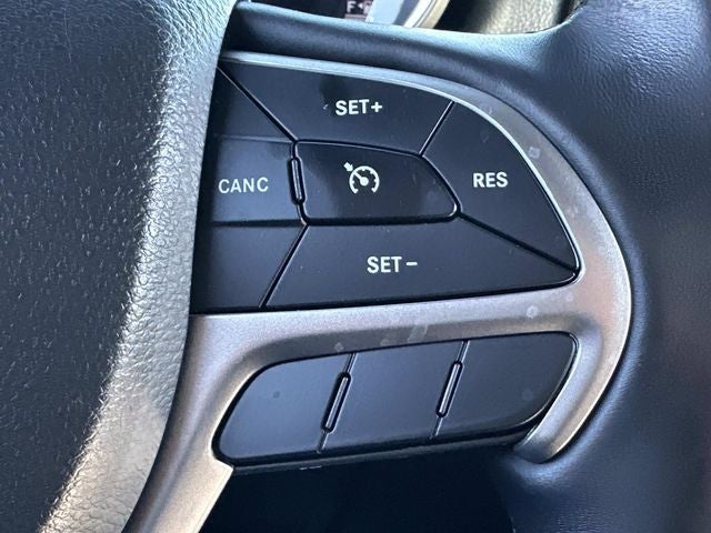 2021 Jeep Grand Cherokee Laredo X 4x4