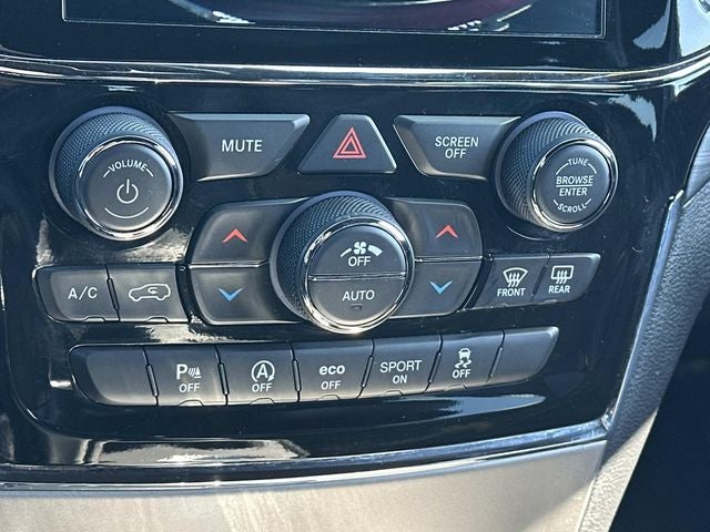 2021 Jeep Grand Cherokee Laredo X 4x4