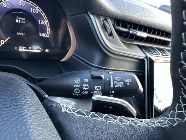 2022 Jeep Grand Cherokee Laredo 4x4