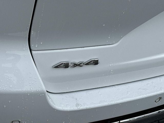 2023 Jeep Grand Cherokee Laredo 4x4