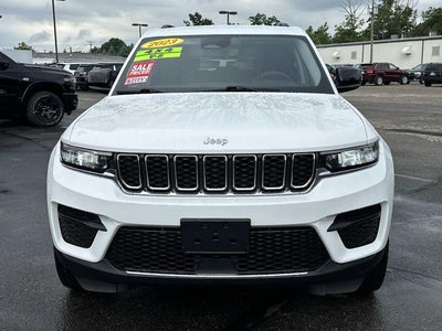 2023 Jeep Grand Cherokee Laredo 4x4