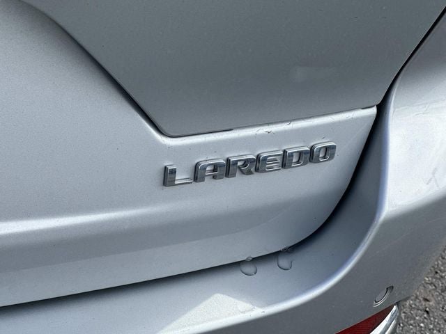 2023 Jeep Grand Cherokee Laredo 4x4