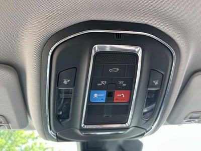 2023 Jeep Grand Cherokee Laredo 4x4