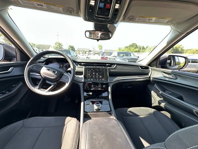 2023 Jeep Grand Cherokee Laredo X