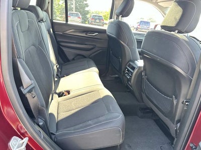 2023 Jeep Grand Cherokee Laredo X
