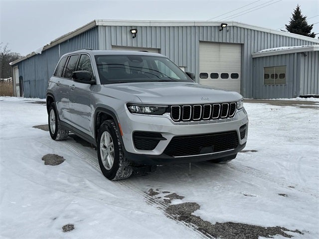 2024 Jeep Grand Cherokee Laredo X 4x4
