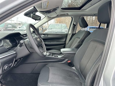 2024 Jeep Grand Cherokee Laredo X 4x4