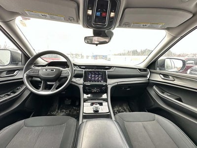 2024 Jeep Grand Cherokee Laredo X 4x4