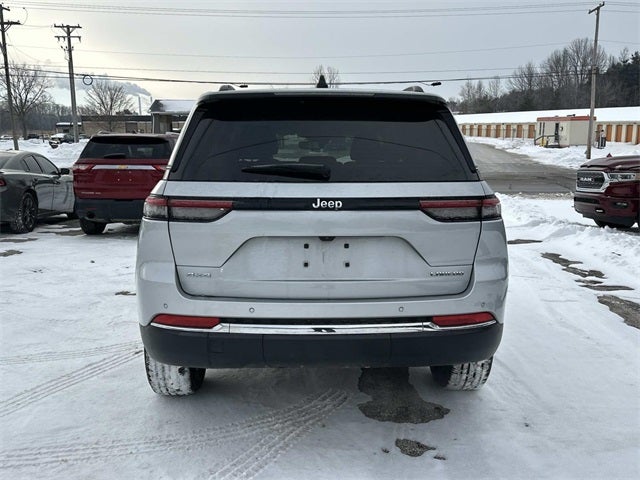 2024 Jeep Grand Cherokee Laredo X 4x4