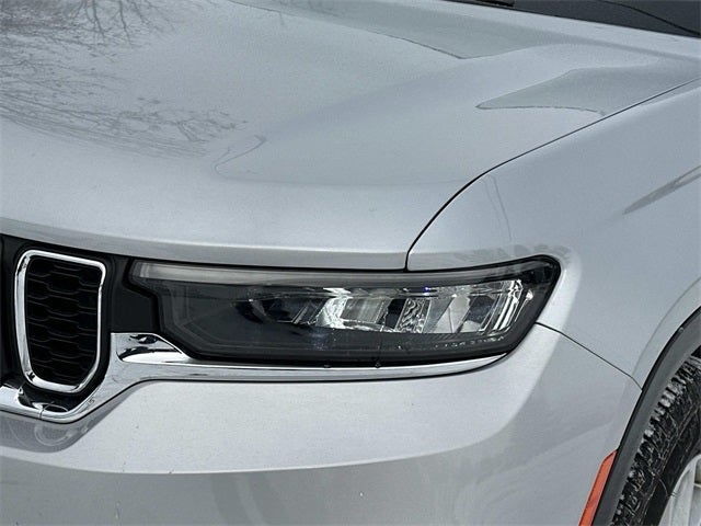 2024 Jeep Grand Cherokee Laredo X 4x4