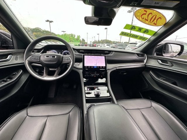 2025 Jeep Grand Cherokee Limited 4x4