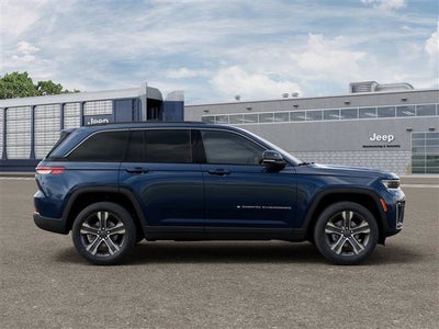 2027 Jeep Grand Cherokee GRAND CHEROKEE LIMITED 4X4
