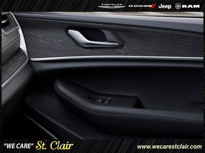 2027 Jeep Grand Cherokee GRAND CHEROKEE LIMITED 4X4