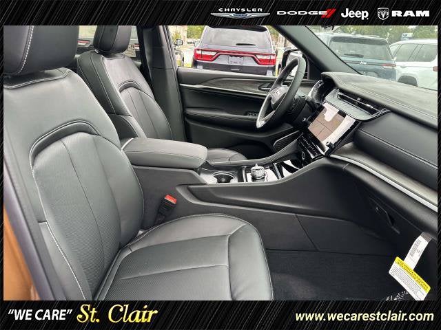 2027 Jeep Grand Cherokee GRAND CHEROKEE LIMITED RESERVE 4X4