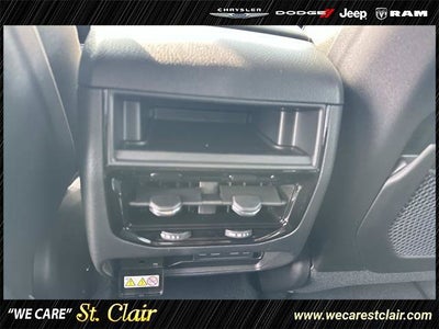 2027 Jeep Grand Cherokee GRAND CHEROKEE LIMITED 4X4