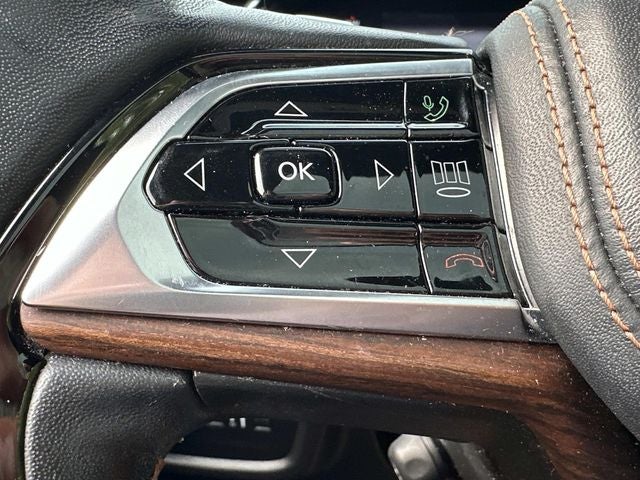 2022 Jeep Grand Cherokee Summit 4x4