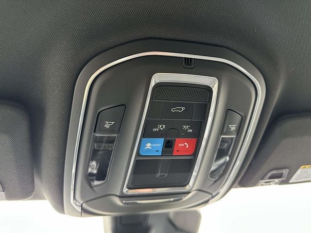 2023 Jeep Grand Cherokee L Altitude 4x4