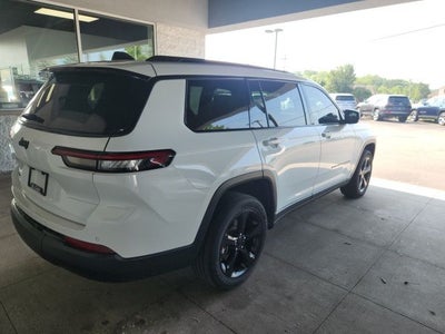 2023 Jeep Grand Cherokee L Altitude 4x4