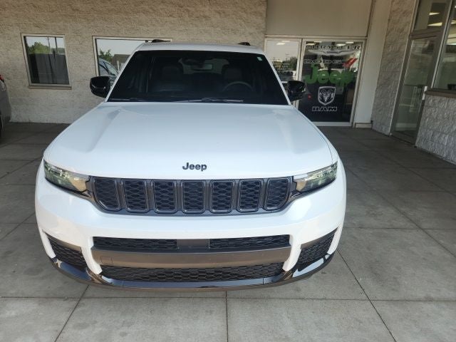 2023 Jeep Grand Cherokee L Altitude 4x4