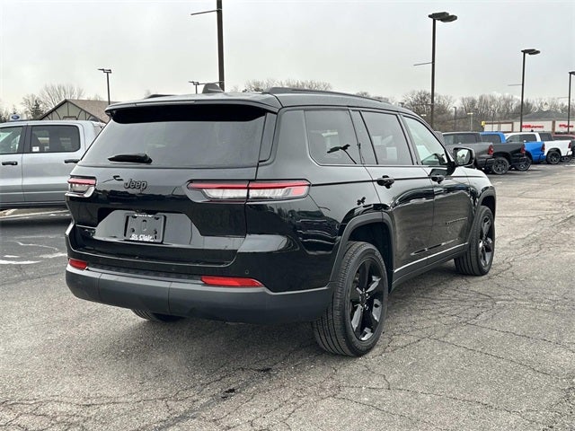 2023 Jeep Grand Cherokee L Altitude 4x4