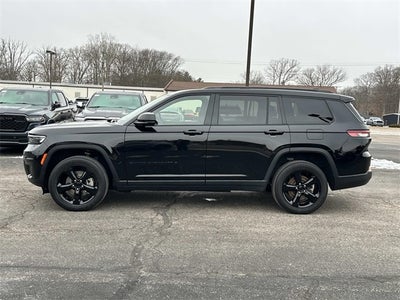 2023 Jeep Grand Cherokee L Altitude 4x4