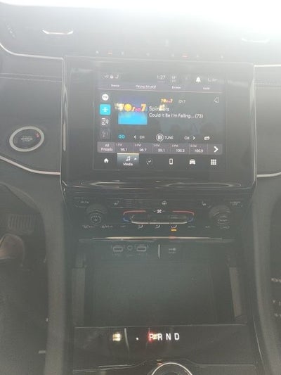 2023 Jeep Grand Cherokee L Laredo 4x4