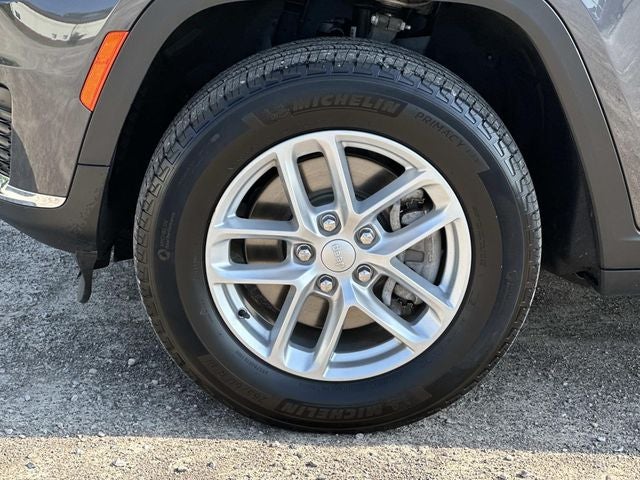 2023 Jeep Grand Cherokee L Laredo 4x4