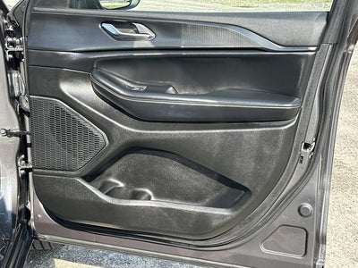 2023 Jeep Grand Cherokee L Laredo 4x4