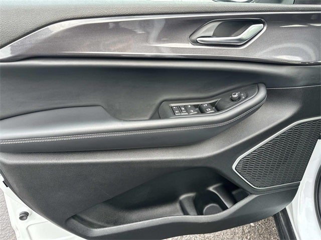 2021 Jeep Grand Cherokee L Laredo 4x4