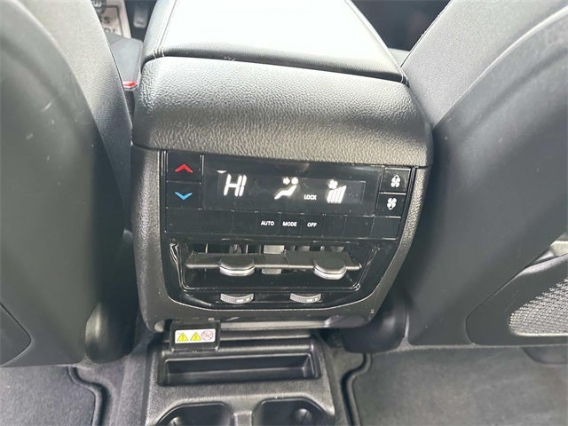 2021 Jeep Grand Cherokee L Laredo 4x4