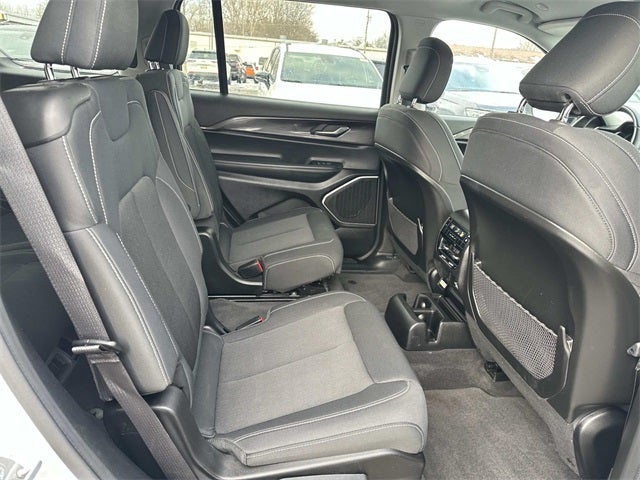 2021 Jeep Grand Cherokee L Laredo 4x4