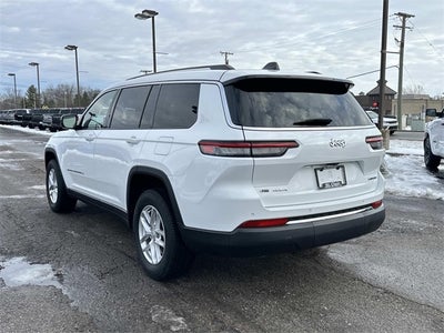 2021 Jeep Grand Cherokee L Laredo 4x4