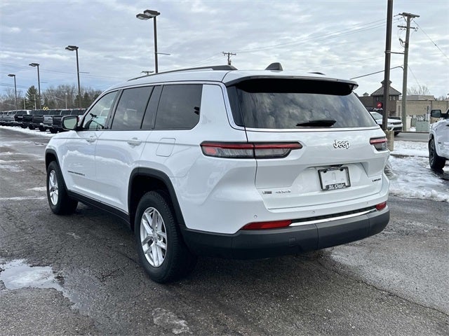 2021 Jeep Grand Cherokee L Laredo 4x4