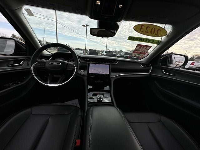 2023 Jeep Grand Cherokee L Limited 4x4