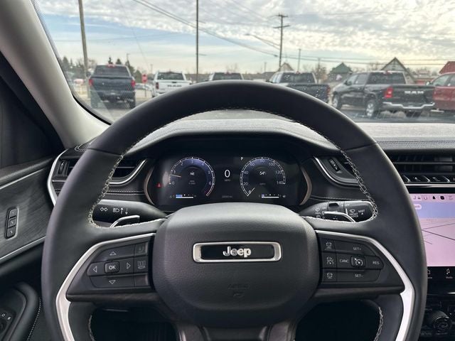 2023 Jeep Grand Cherokee L Limited 4x4