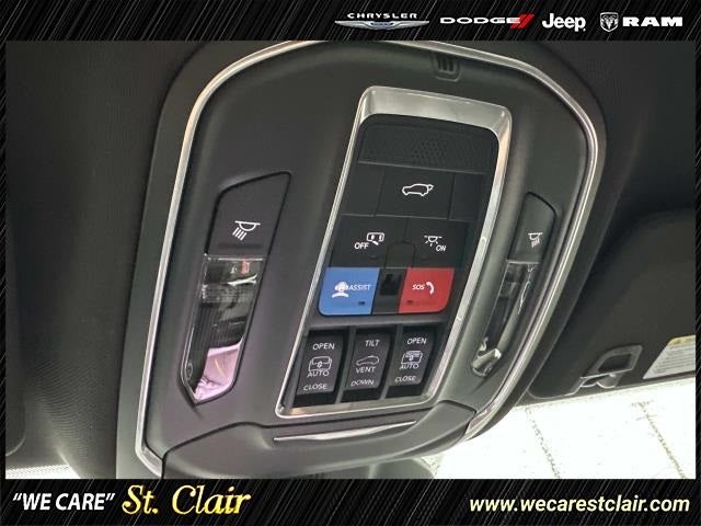 2025 Jeep Grand Cherokee GRAND CHEROKEE L LIMITED 4X4