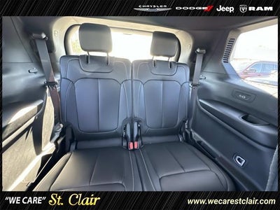 2025 Jeep Grand Cherokee GRAND CHEROKEE L LIMITED 4X4