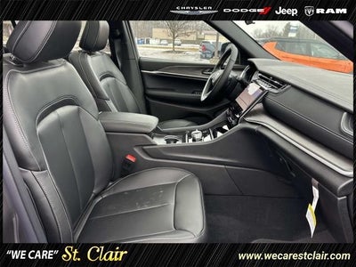 2025 Jeep Grand Cherokee GRAND CHEROKEE L LIMITED 4X4