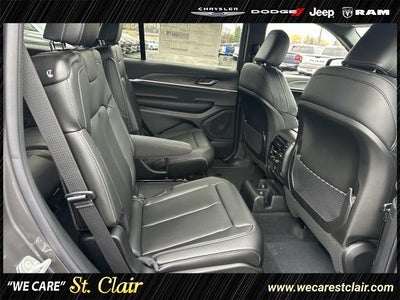 2025 Jeep Grand Cherokee GRAND CHEROKEE L LIMITED 4X4