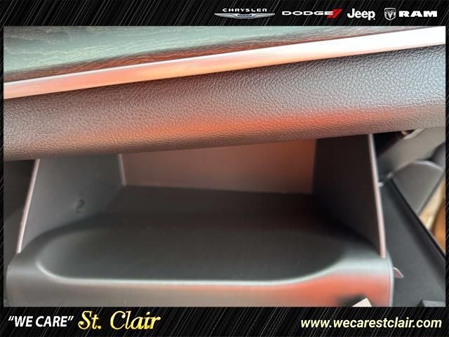 2027 Jeep Grand Cherokee GRAND CHEROKEE L LIMITED 4X4