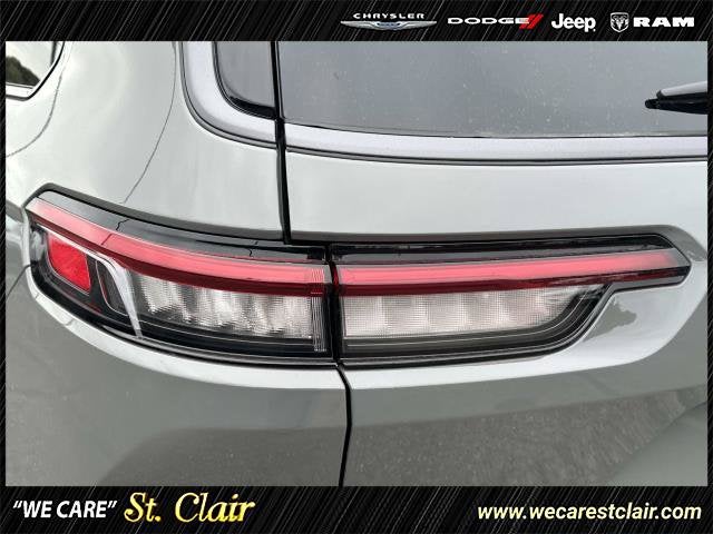 2027 Jeep Grand Cherokee GRAND CHEROKEE L LIMITED RESERVE 4X4