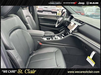 2027 Jeep Grand Cherokee GRAND CHEROKEE L LIMITED RESERVE 4X4