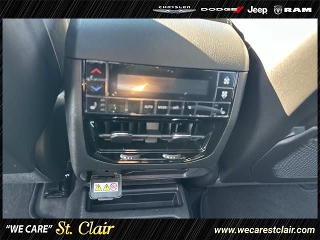 2027 Jeep Grand Cherokee GRAND CHEROKEE L LIMITED RESERVE 4X4