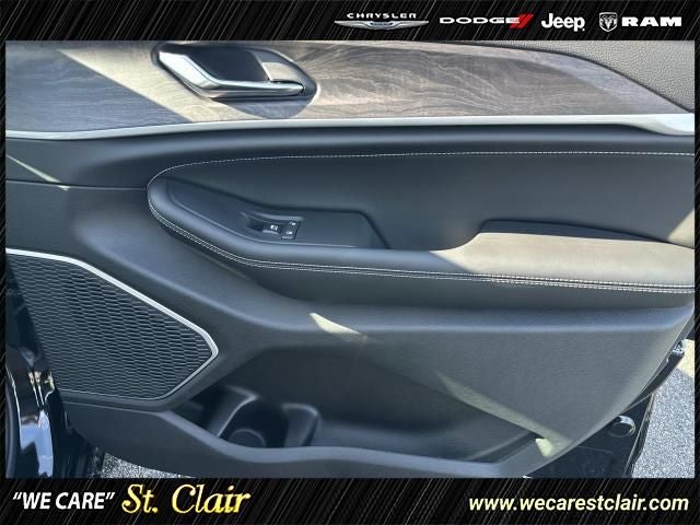 2027 Jeep Grand Cherokee GRAND CHEROKEE L LIMITED RESERVE 4X4