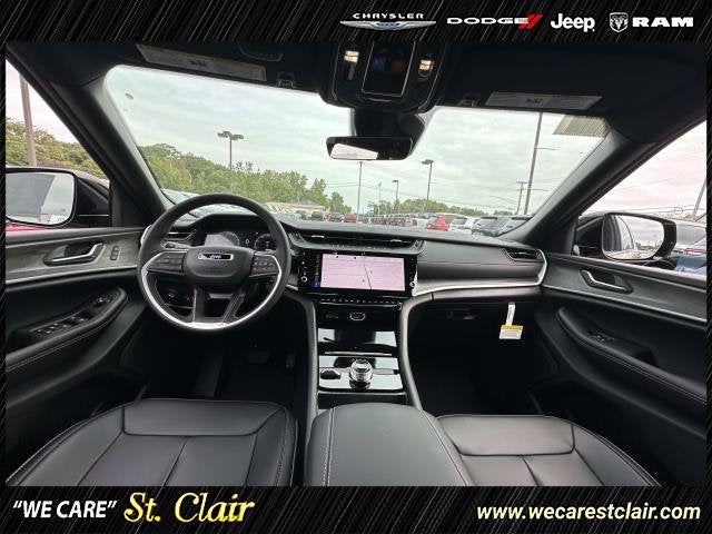2027 Jeep Grand Cherokee GRAND CHEROKEE L LIMITED 4X4