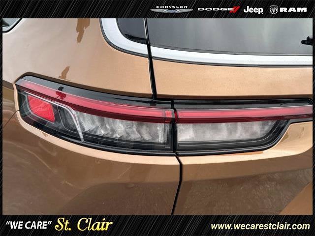 2027 Jeep Grand Cherokee GRAND CHEROKEE L LIMITED 4X4